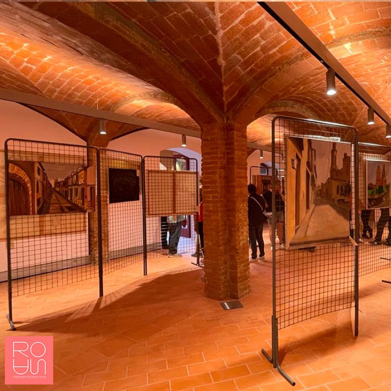 Reixes d'exposició per penjar quadres, fotografies i documents